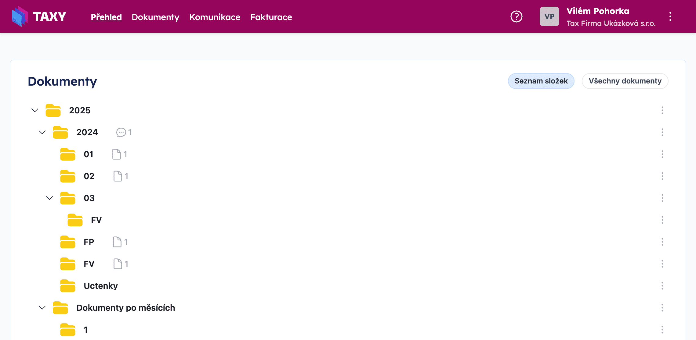 Hlavička aplikace TAXY s navigací a menu uživatele